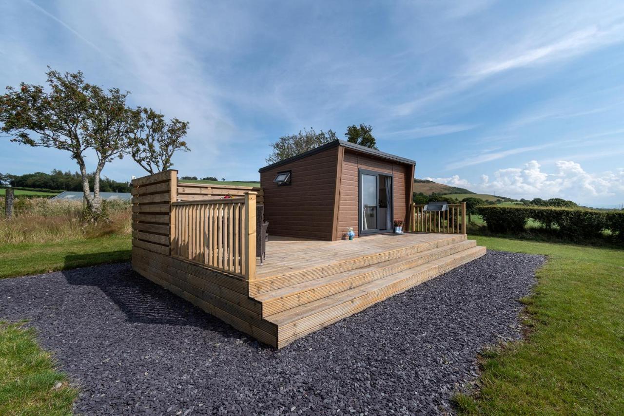 Waenfechan Glamping With Hot Tubs Colwyn Bay Exterior photo