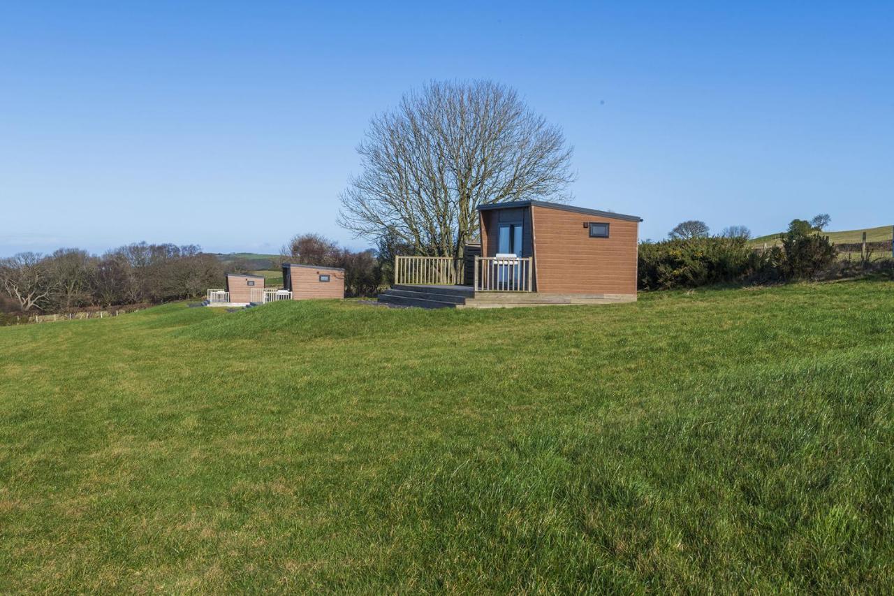 Waenfechan Glamping With Hot Tubs Colwyn Bay Exterior photo