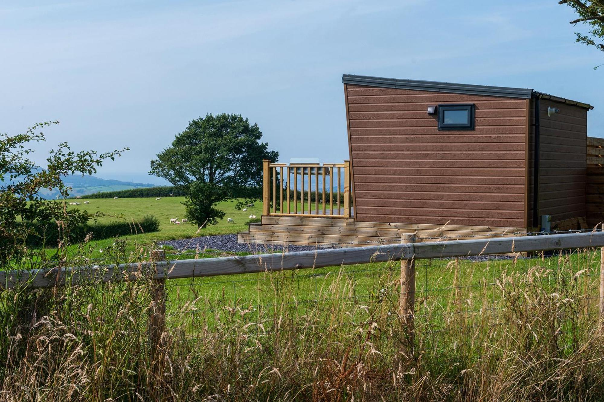 Waenfechan Glamping With Hot Tubs Colwyn Bay Exterior photo
