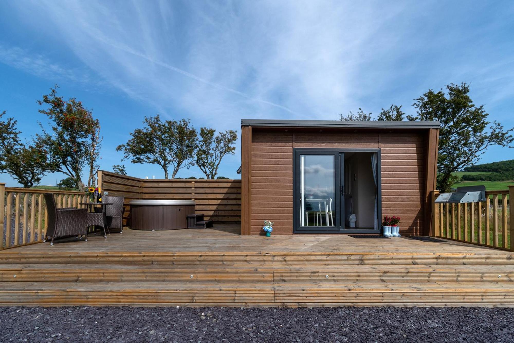 Waenfechan Glamping With Hot Tubs Colwyn Bay Exterior photo